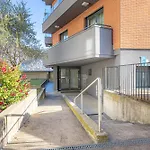 Imperial Of 3 With A View Behind The Station And 10 Min From The Of