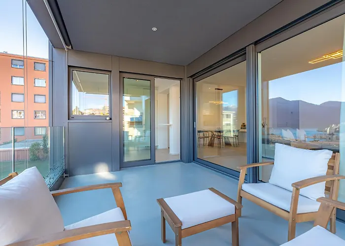 Imperial Of 3 With A View Behind The Station And 10 Min From The Of *